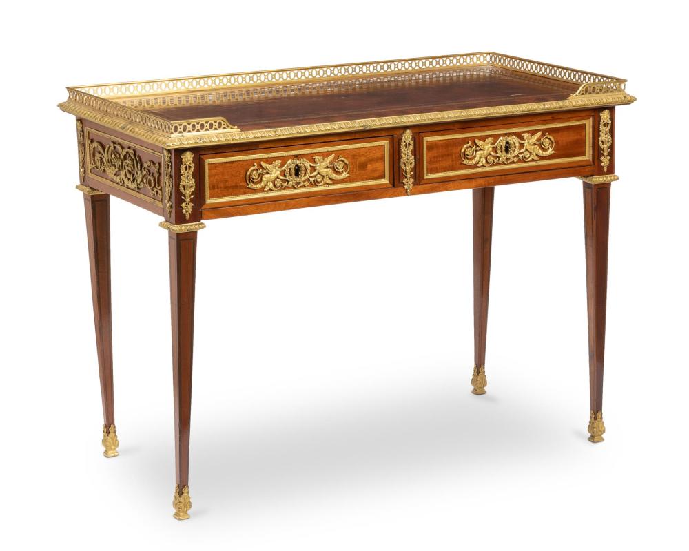 A LOUIS XVI-STYLE DESKA Louis