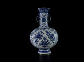 A MAGNIFICENT BLUE AND WHITE '