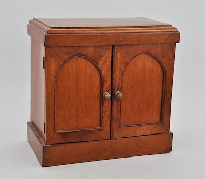 A Mahogany Veneered Desk Top