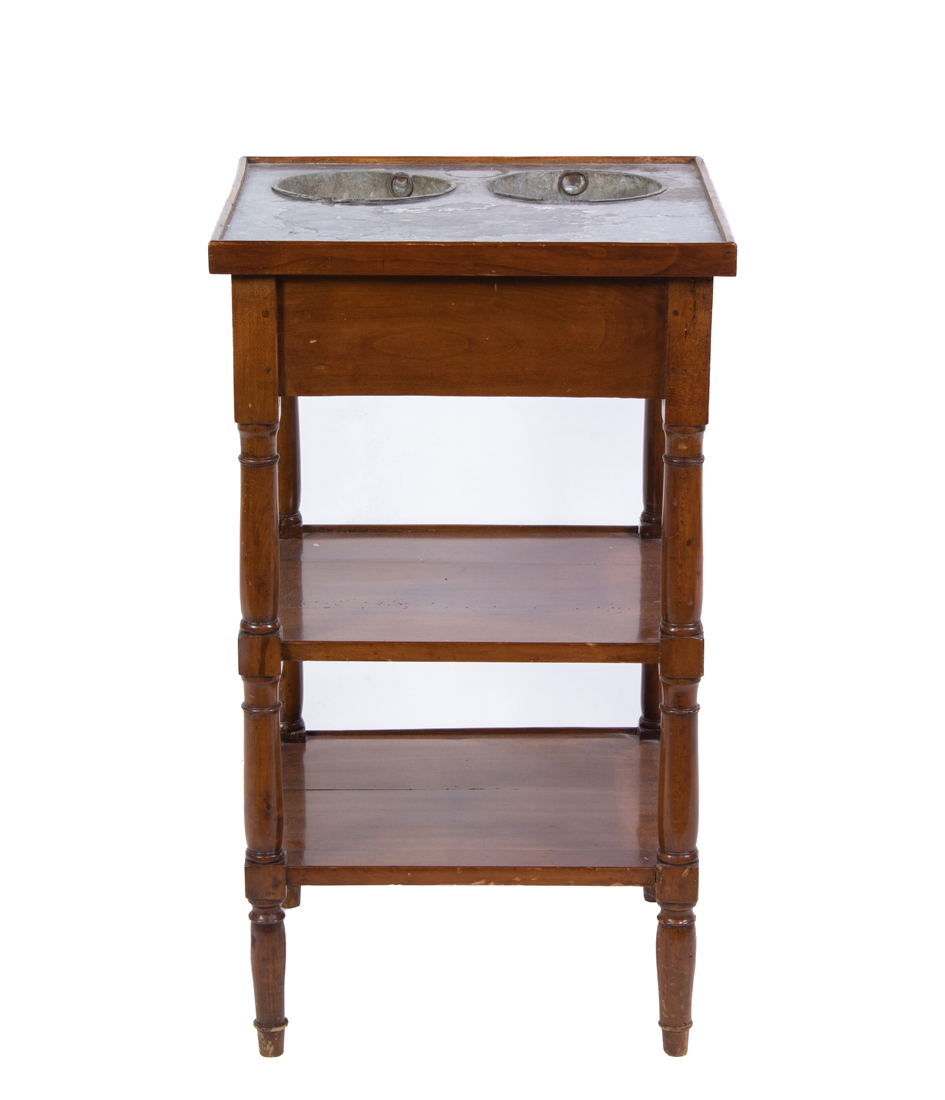 A MAHOGANY WASH STAND A mahogany
