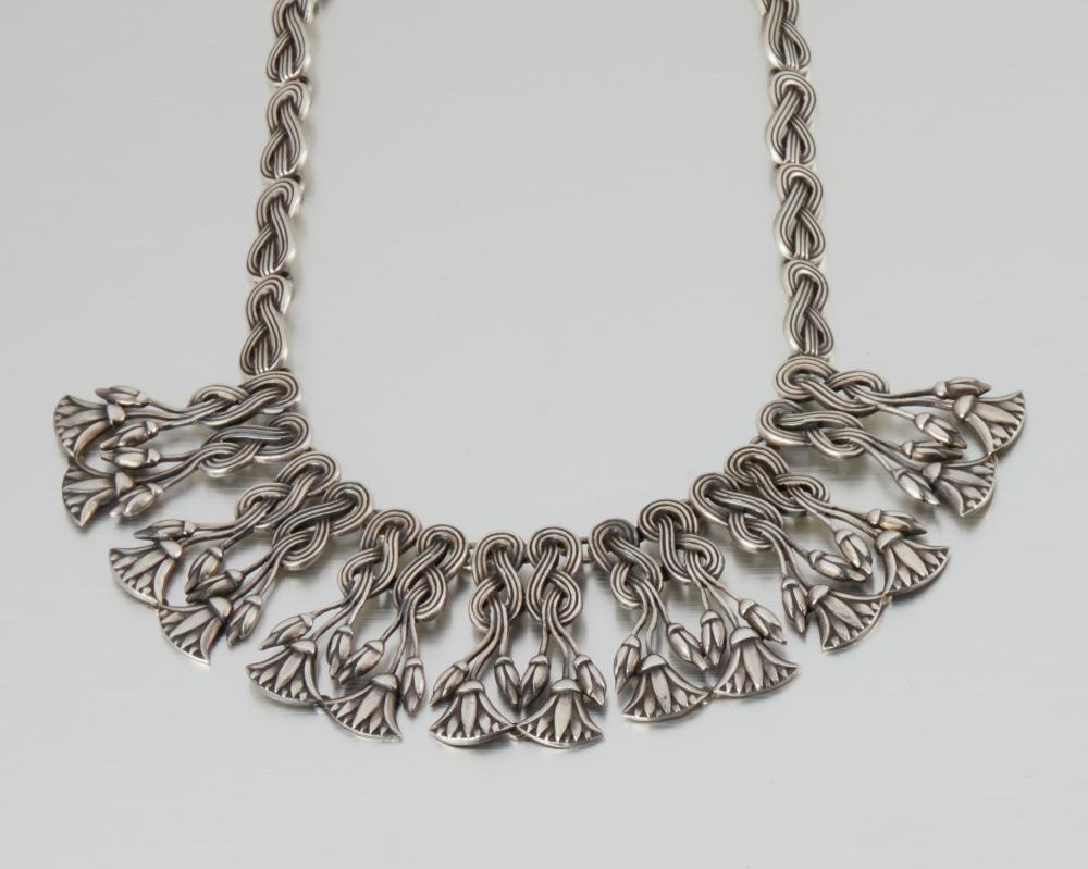 A MARGOT DE TAXCO "TWISTS &