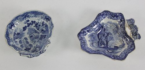 A Masons Patent Ironstone leaf