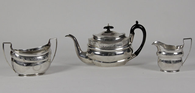 A matched Georgian three-piece