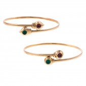 A MATCHED PAIR OF GEMSTONE BYP