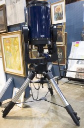 A MEADE LX200R UHTC TELESCOPE