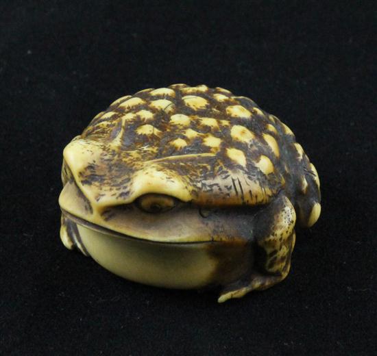 A Meiji period ivory netsuke carved
