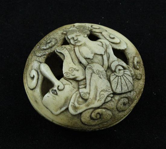 A Meiji period staghorn manju