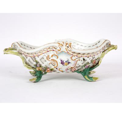 A Meissen flower-encrusted