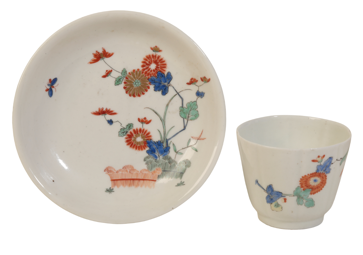 A MEISSEN OCTOFOIL BEAKER AND