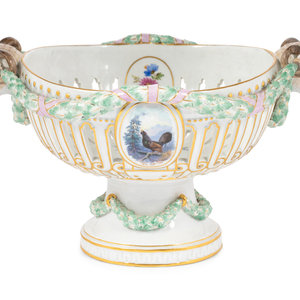 A Meissen Porcelain Centerpiece
