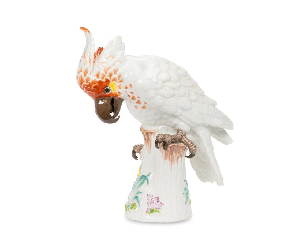 A MEISSEN PORCELAIN COCKATOO