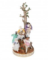 A MEISSEN PORCELAIN FIGURAL GR