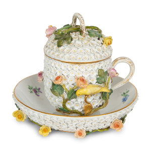 A Meissen Porcelain Schneeballen