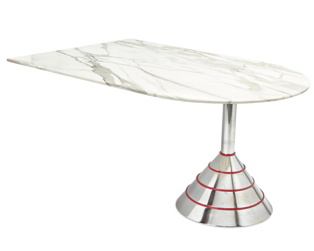 A MEMPHIS MILANO-STYLE POSTMODERN