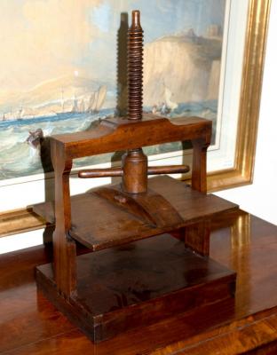 A mid 19th Century mahogany
