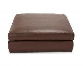 A MINOTTI LEATHER OTTOMANA Min