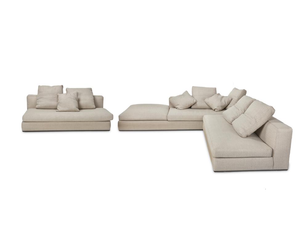 A MINOTTI SECTIONAL SOFA 21ST