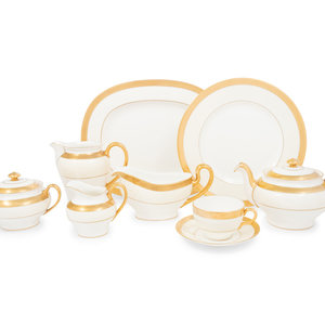 A Minton Buckingham Porcelain
