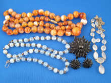 A mixed lot comprising a suite of