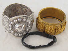 A mixed lot comprising a gilt metal