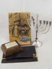 A mixed lot comprising a silve