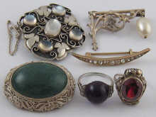 A mixed lot comprising four