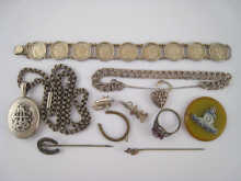 A mixed lot including a white metal