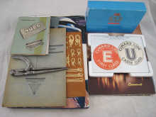 A mixed lot including a quantity of