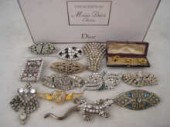 A mixed lot of costume jewelle