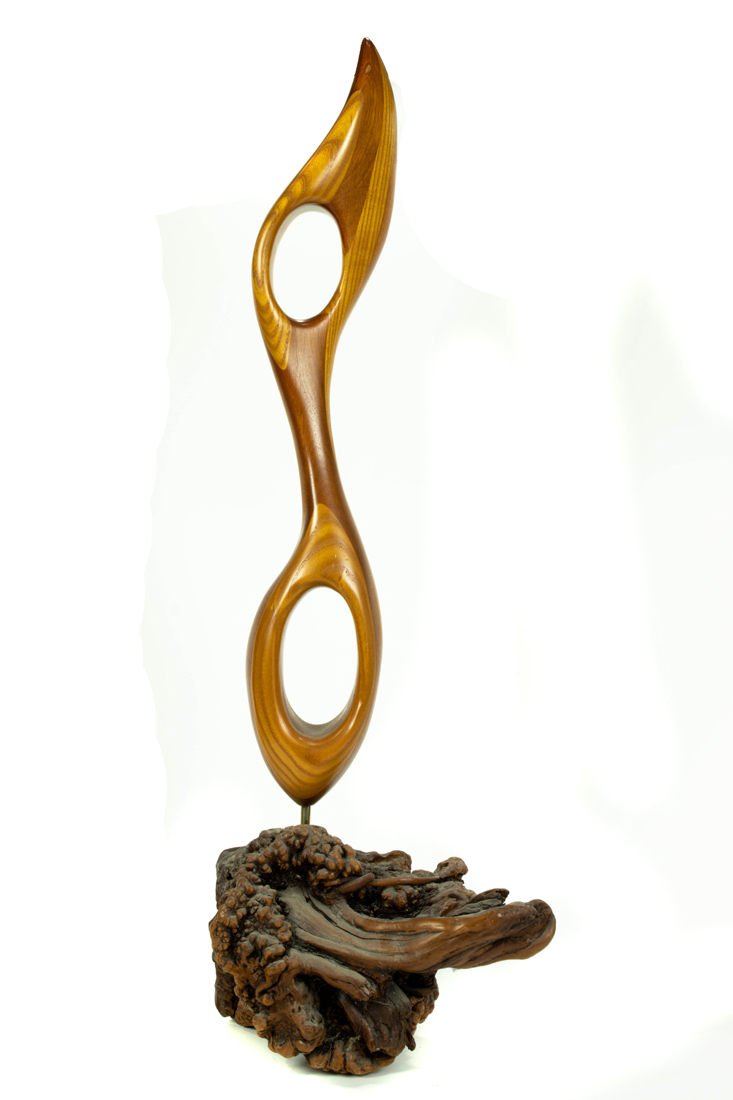 A MODERN STUDIO WOOD SCULPTURE A