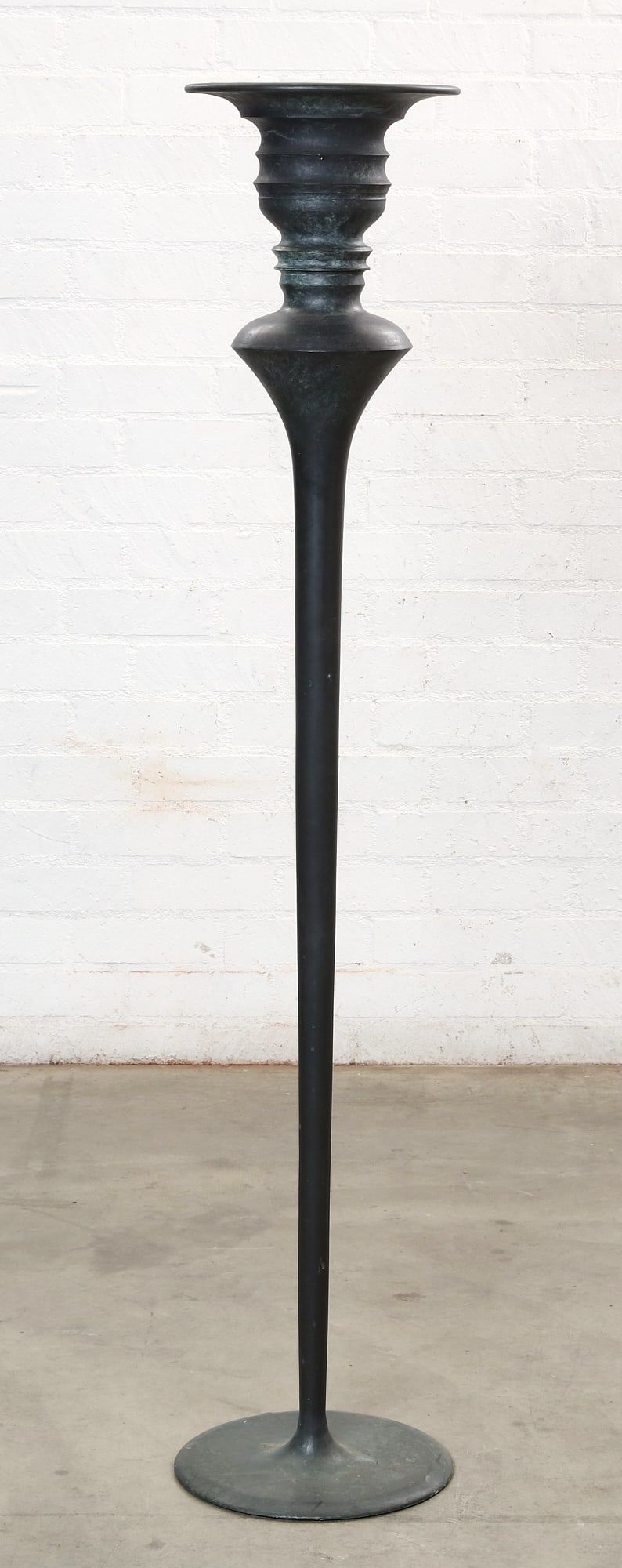 A MODERNIST PATINATED BRONZE
