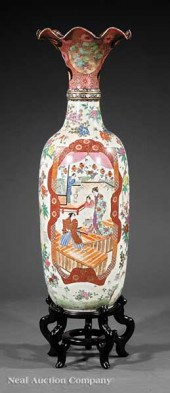 A Monumental Japanese Imari Po