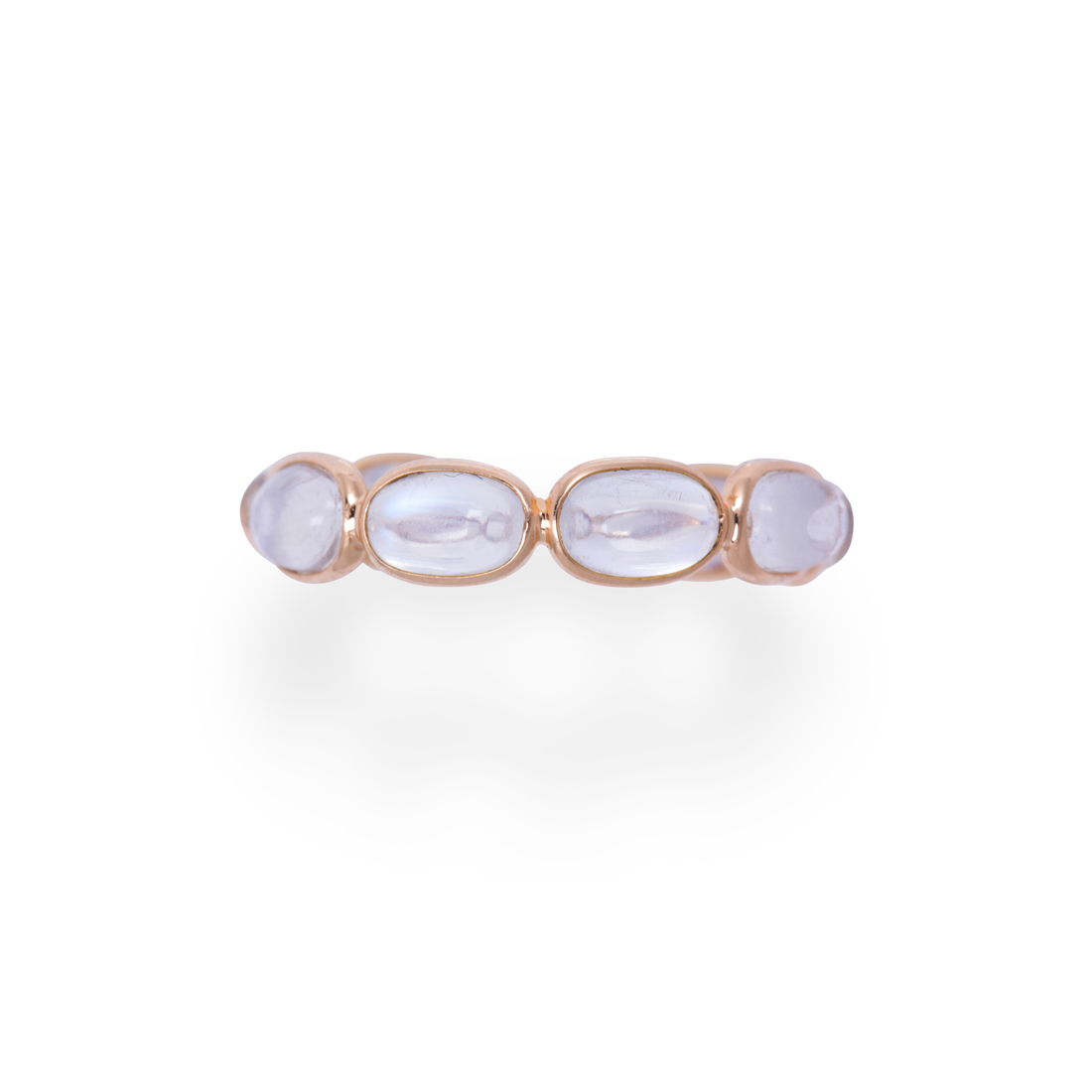 A MOONSTONE AND EIGHTEEN KARAT GOLD