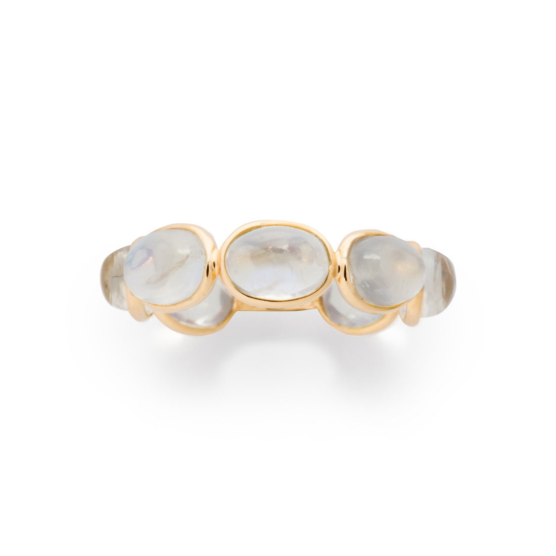 A MOONSTONE AND EIGHTEEN KARAT GOLD