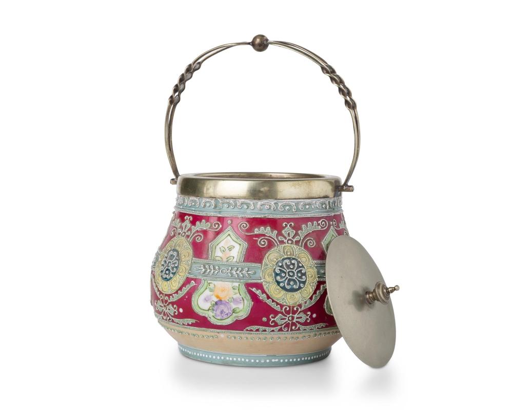 A MORIMURA MORIAGE PORCELAIN
