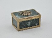 A Moss Agate Tabatiere a Cage