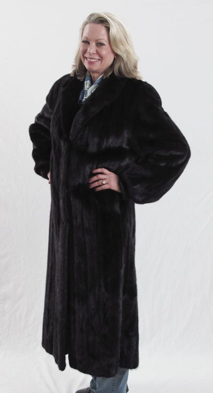 A MOST LUXURIOUS FULL LENGTH