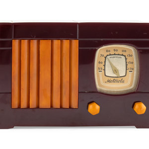 A Motorola 52 Radio 1939 having a