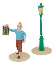 A MOULINSART "TINTIN" FIGURINE