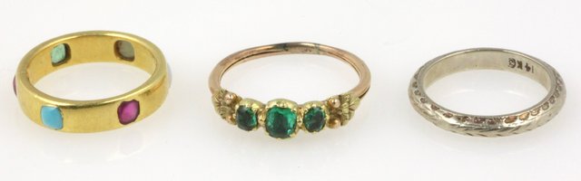A multi gem set ring in an