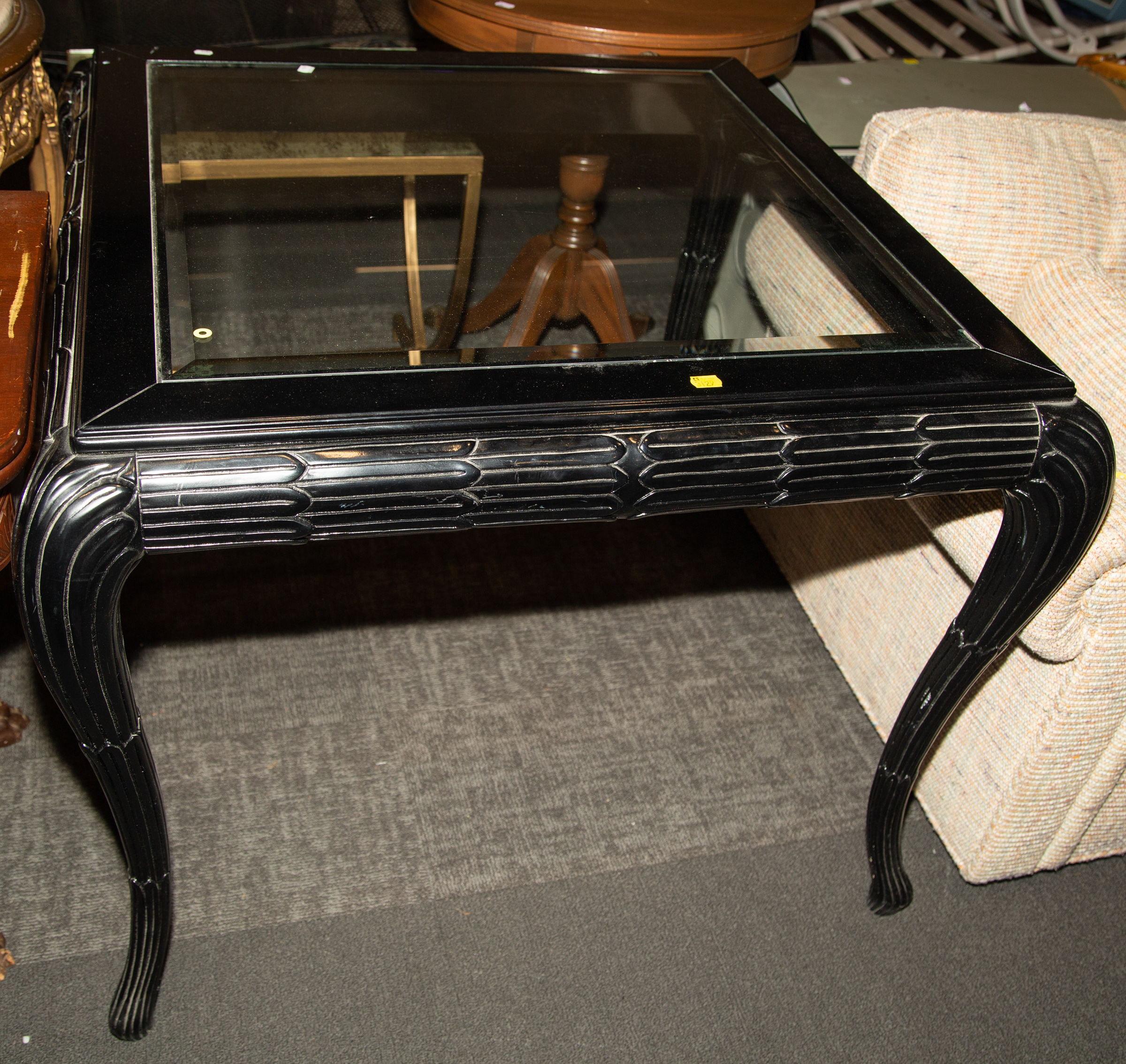 A N ART DECO STYLE CENTER TABLE
