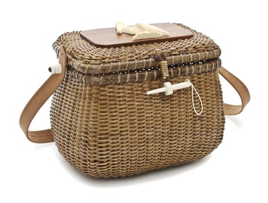 A Nantucket Purse Basket Farnum