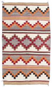 A NAVAJO BANDED REGIONAL RUGA
