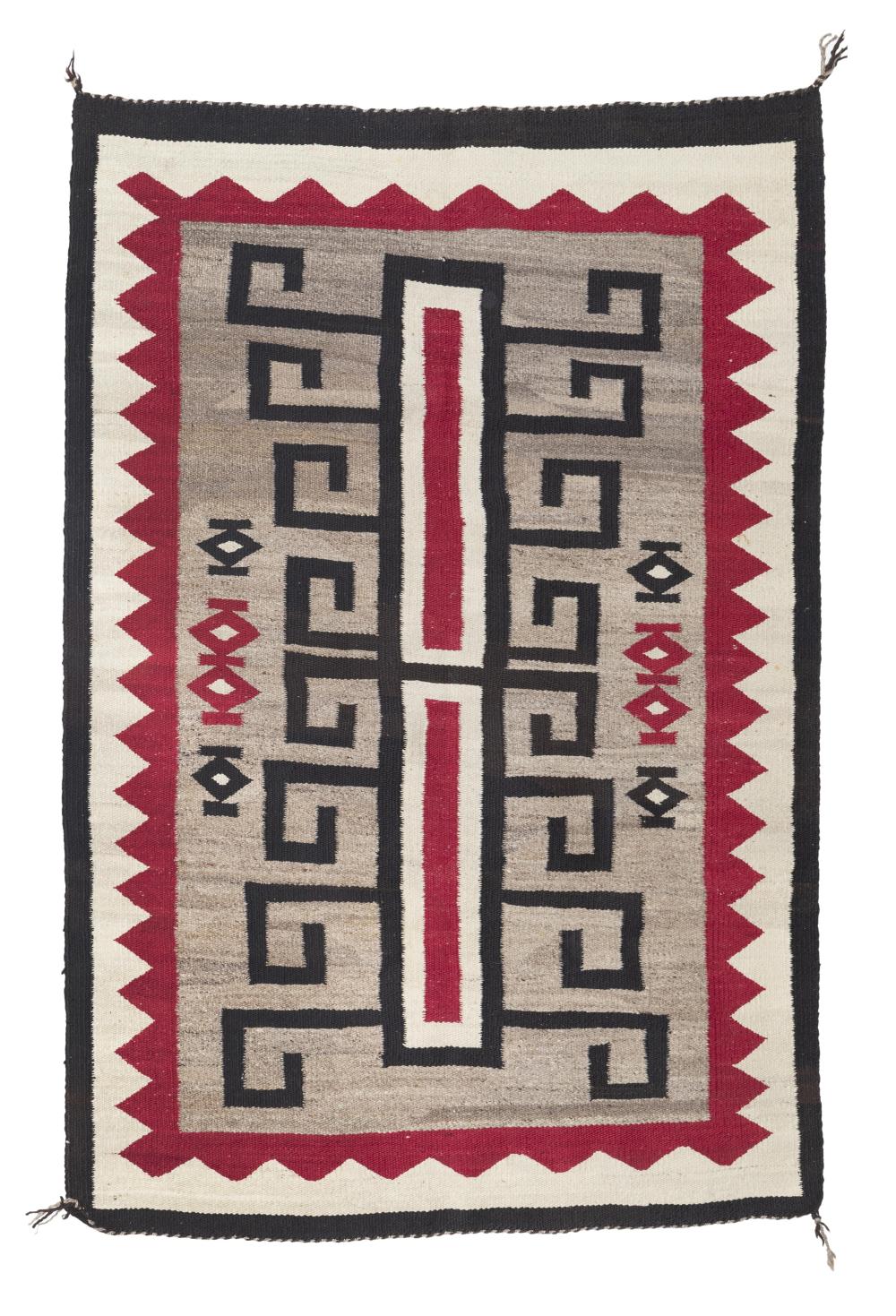 A NAVAJO REGIONAL RUGA Navajo