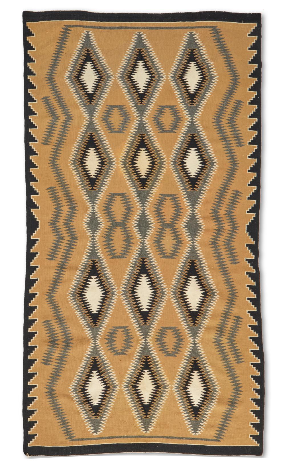 A NAVAJO REGIONAL RUGA Navajo