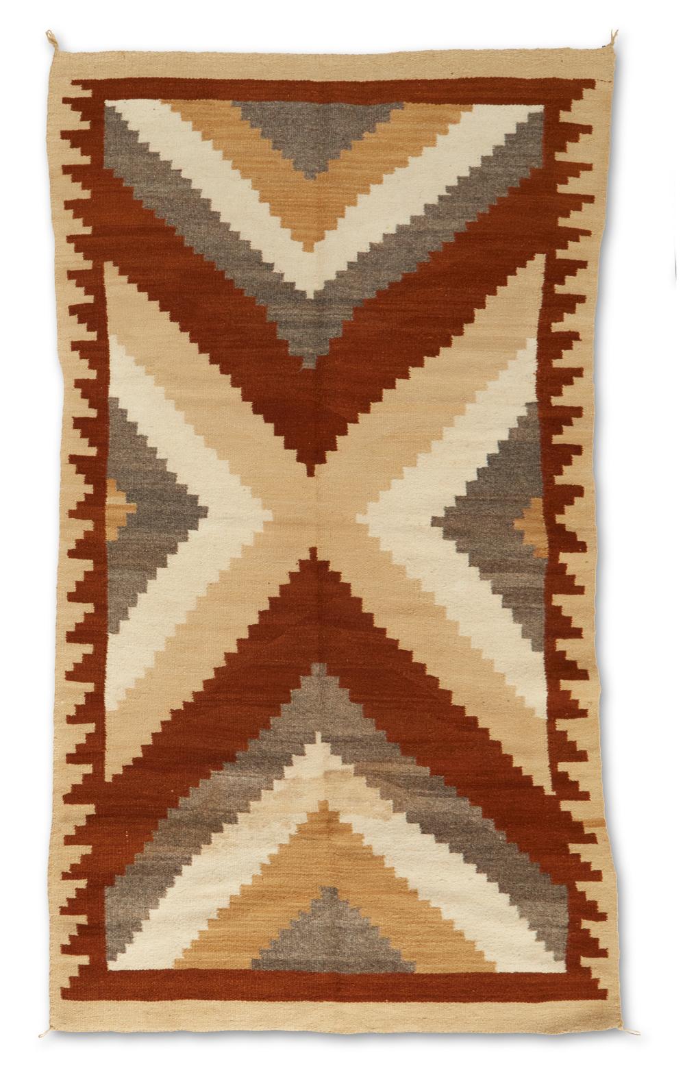A NAVAJO REGIONAL RUGA Navajo