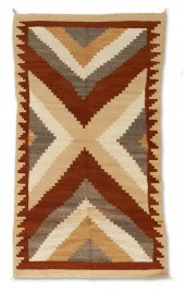 A NAVAJO REGIONAL RUGA Navajo