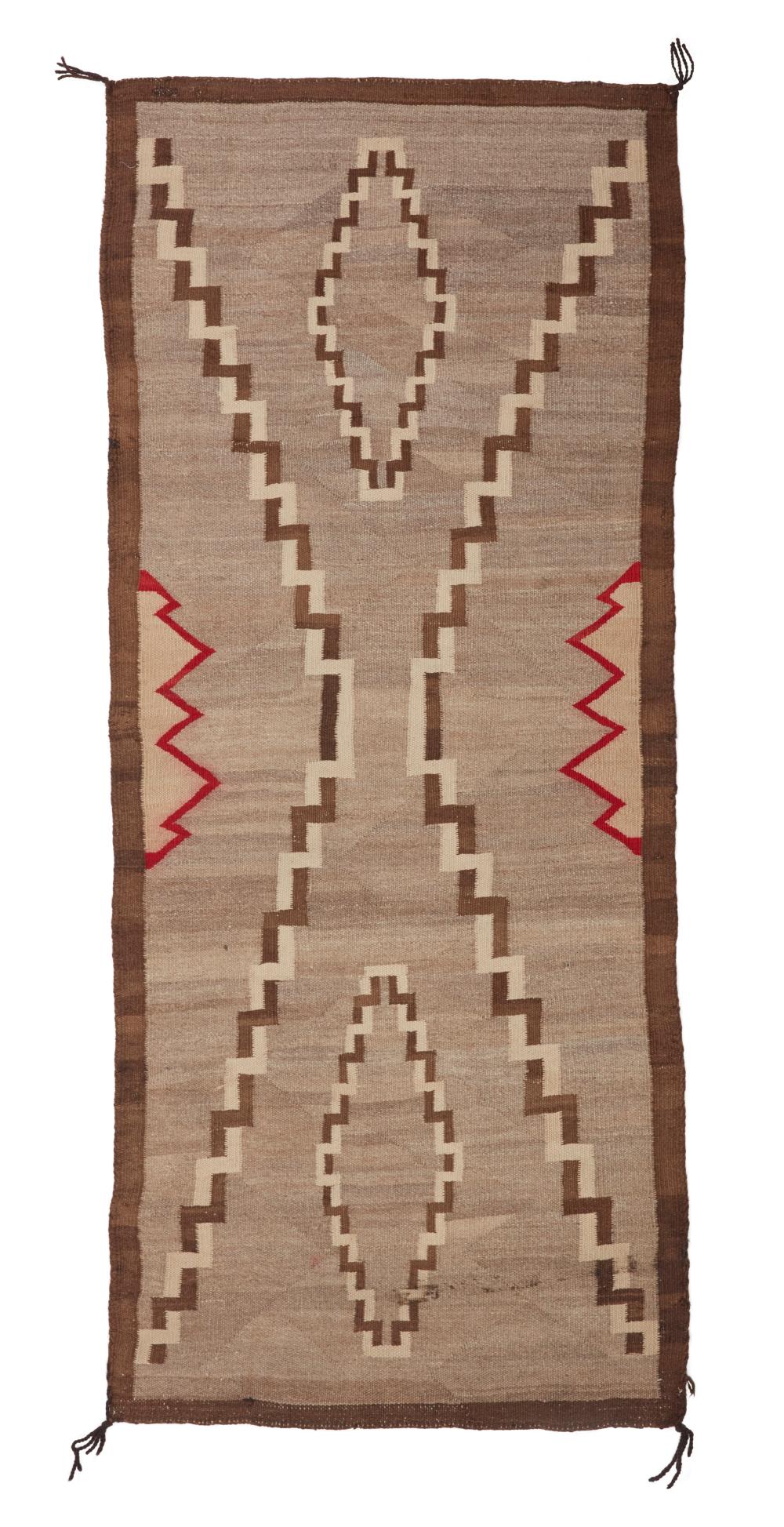 A NAVAJO REGIONAL RUGA Navajo