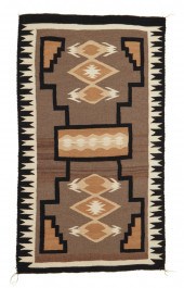 A NAVAJO STORM PATTERN VARIANT