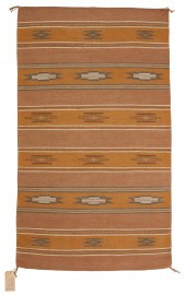 A NAVAJO WIDE RUINS TEXTILEA N